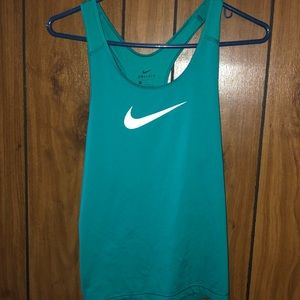 Nike dry-fit tank
